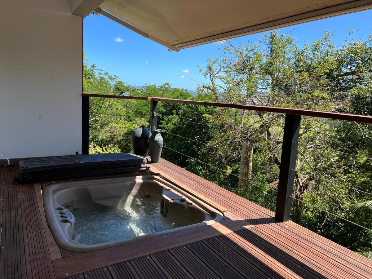 Appartement Avec Jacuzzi Et Vue Sur Le Golf Les Trois-Ilets Exterior foto